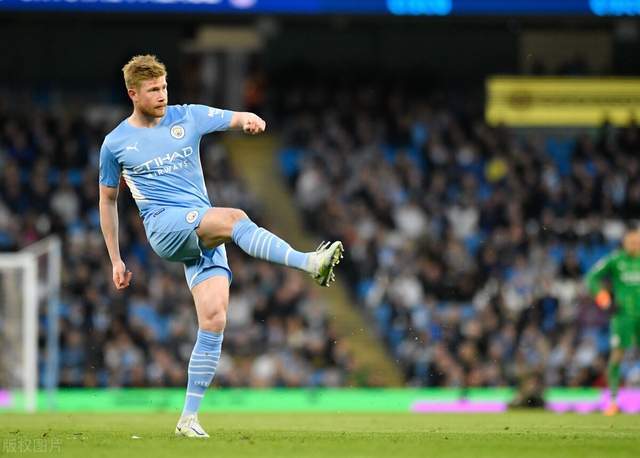 福建主帅凯撒赛后采访：祝贺球员，这场胜利属于我们（福建队主帅凯撒赛后：恭喜球员，这一胜利属于全队）