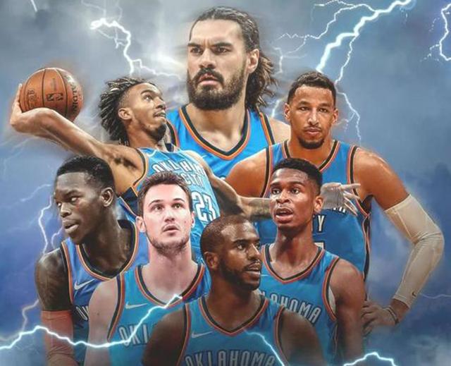 乾坤大挪移！恩比德接球转身背筐出手 球打板进筐还要加罚（神乎其技！恩比德背身接球转身打板命中再获加罚）