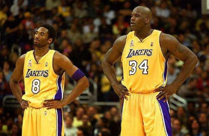 维尼修斯在皇马遭遇嘘声后，社媒发动态前往迪拜引发热议（遭皇马嘘声后，维尼修斯社媒晒赴迪拜动态引发热议）